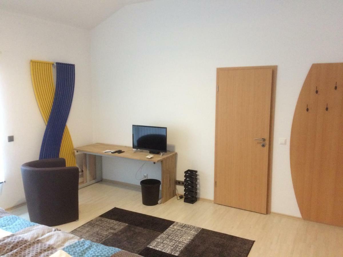 Pension Am Roemerhof Münzenberg 외부 사진